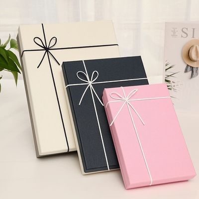 倍数は堅いペーパー ギフト用の箱を着色する