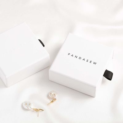 イヤリングのためにカスタマイズされる多機能のペーパー宝石類のギフト用の箱